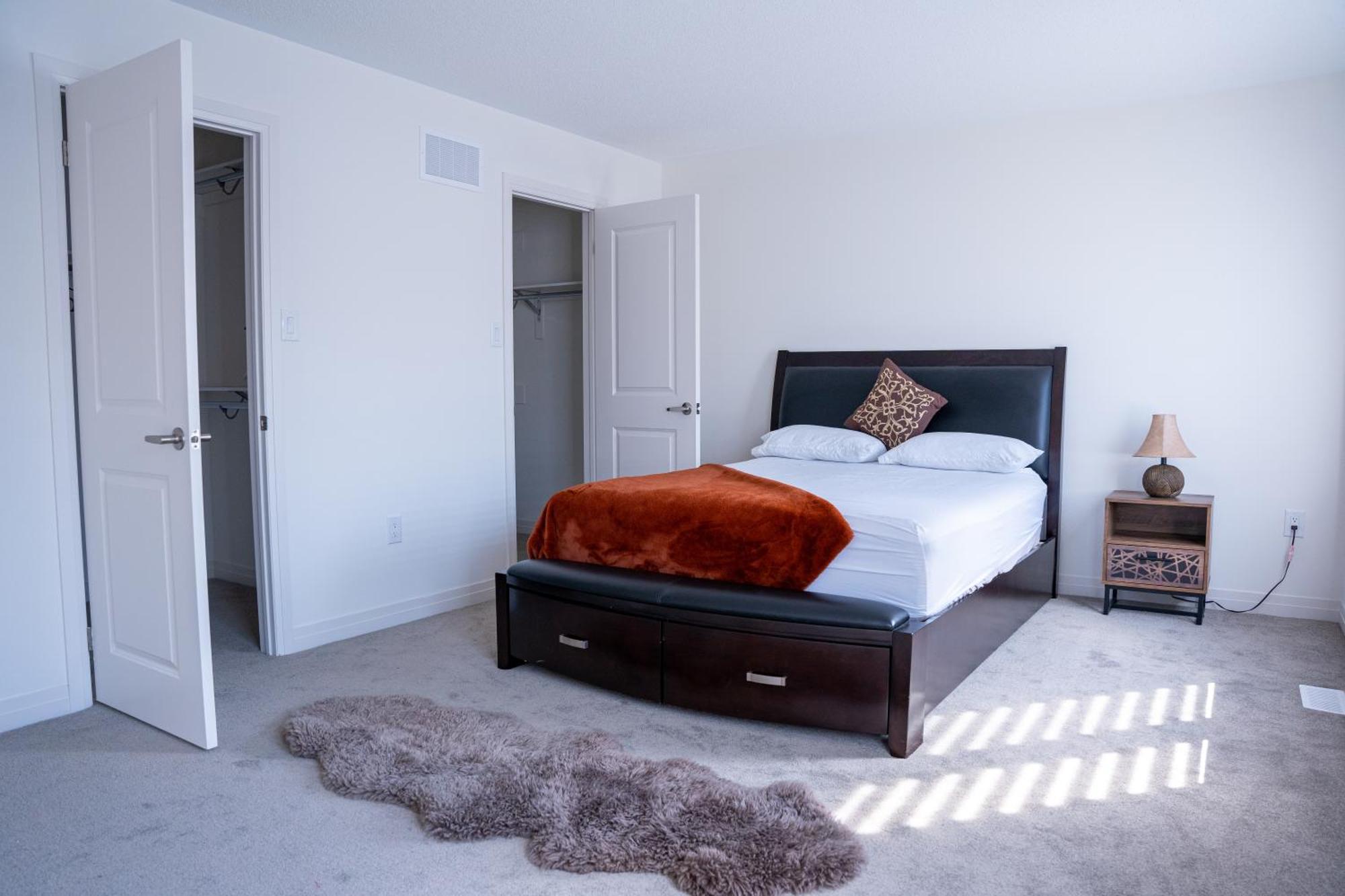 הוילה Modern 4Br House In Barrie! מראה חיצוני תמונה