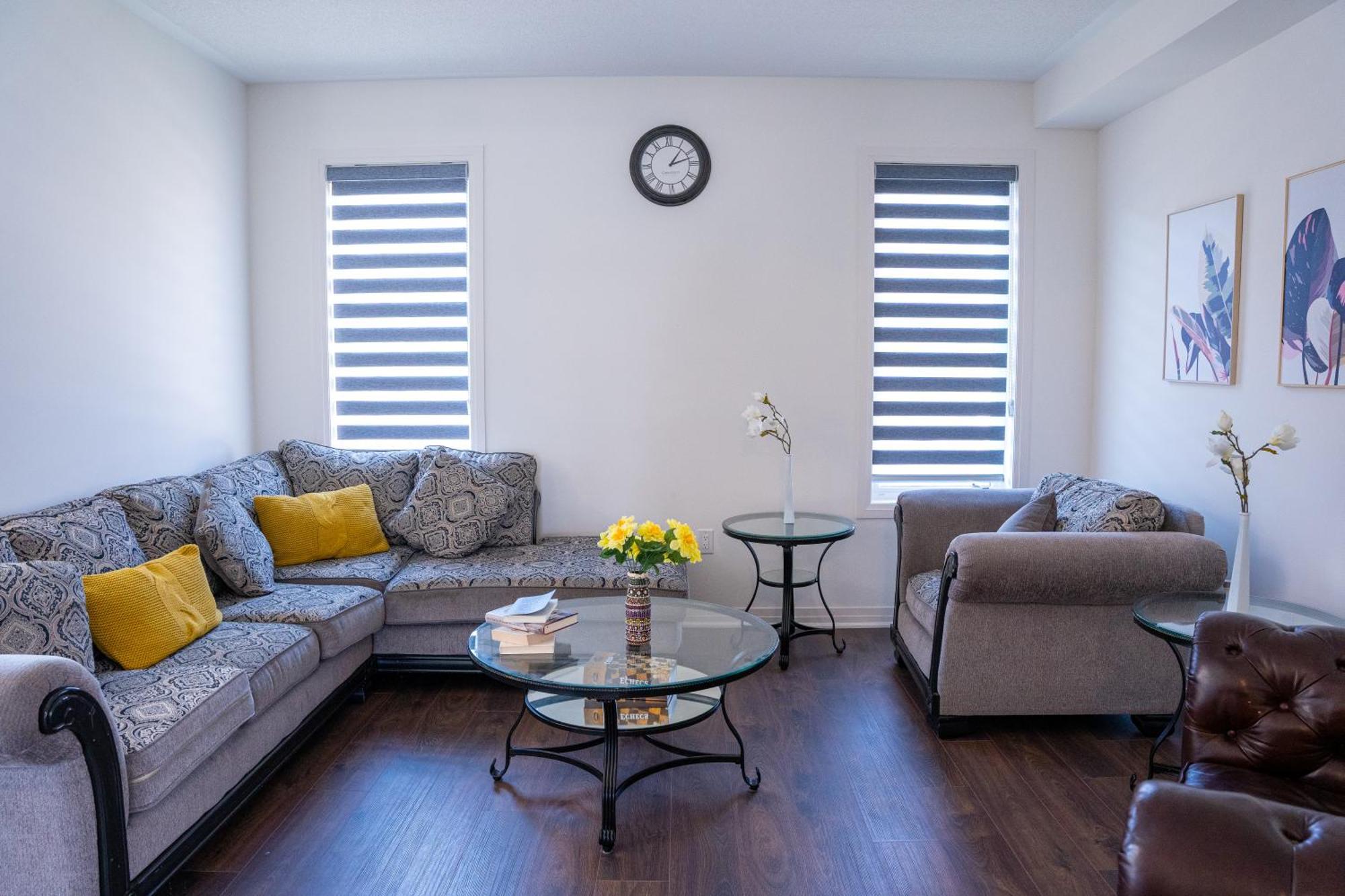 הוילה Modern 4Br House In Barrie! מראה חיצוני תמונה